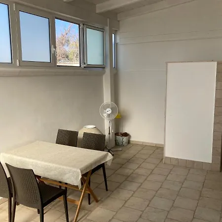 Bed To Rent 2 Appartamento