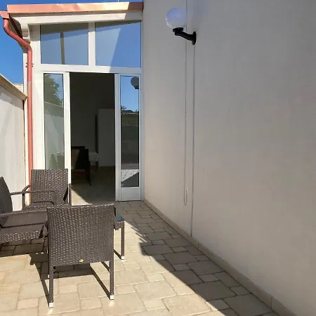 Bed To Rent 2 *